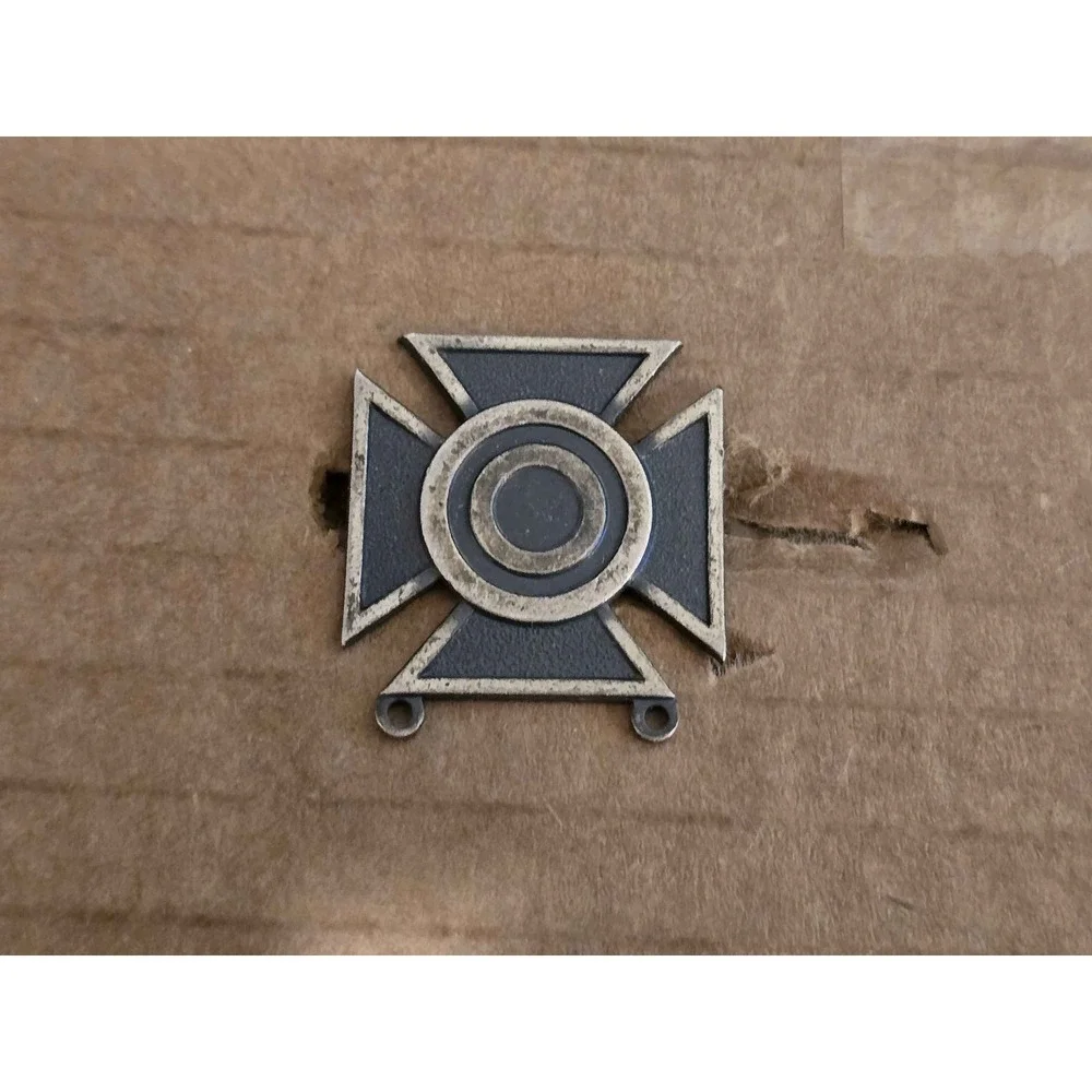 Vintage Marksman Cross Shooting Sports Proficiency Bag Lapel Vest Hat Pin H18